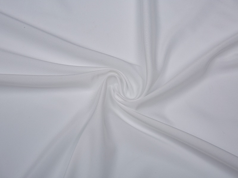 Kain pelapis peregangan poliester