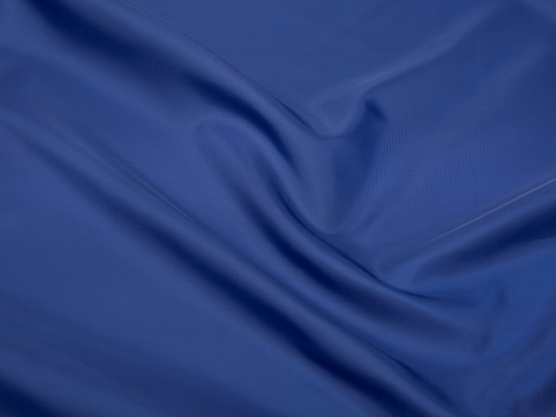 Kain pelapis peregangan poliester