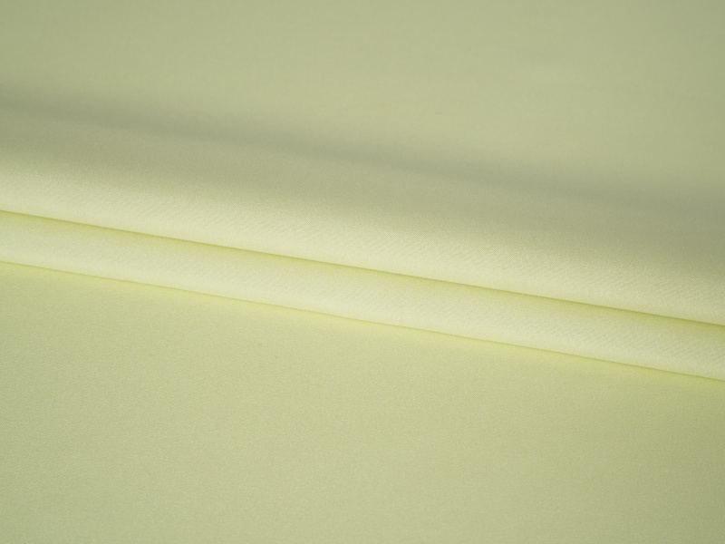 Kain pelapis peregangan poliester