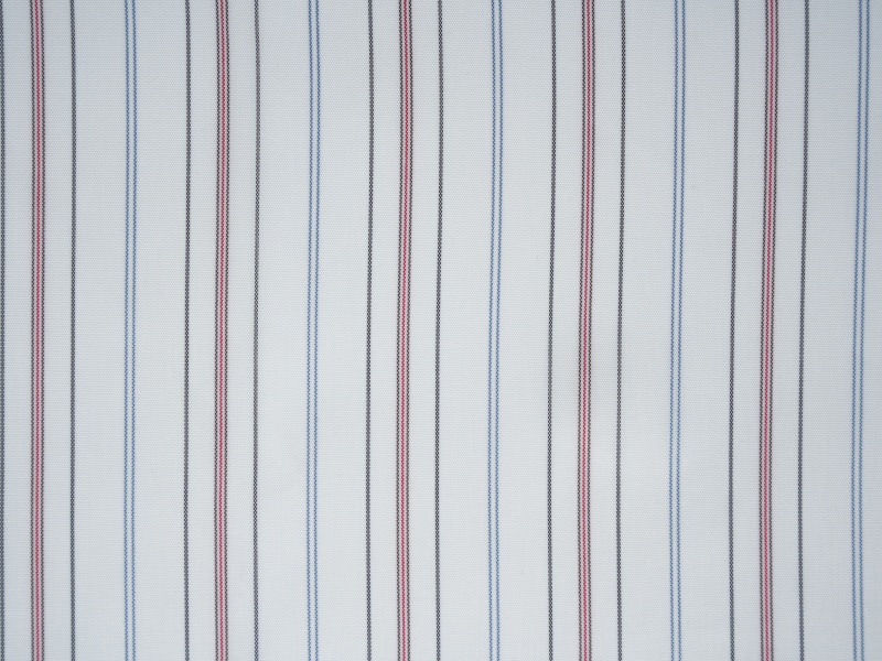 Kain lapisan lengan yang diwarnai benang poliester Kain lapisan lengan yang diwarnai benang poliester