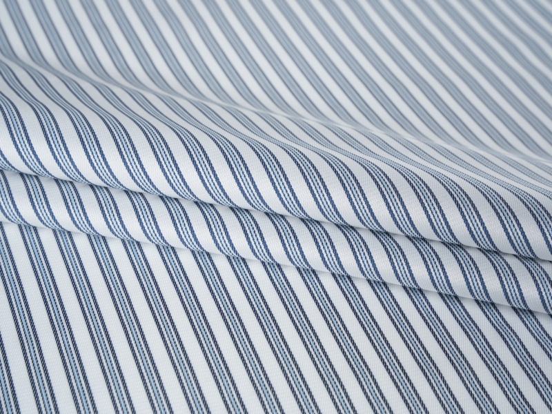 Kain lapisan lengan yang diwarnai benang poliester Kain lapisan lengan yang diwarnai benang poliester