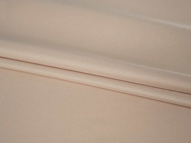 Kain pelapis peregangan poliester