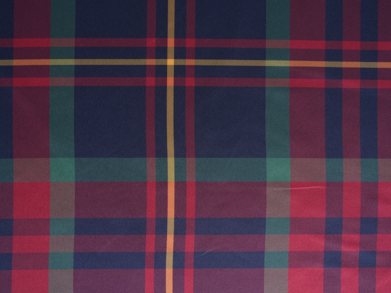 Kain lapisan lengan yang diwarnai benang poliester Kain lapisan lengan yang diwarnai benang poliester